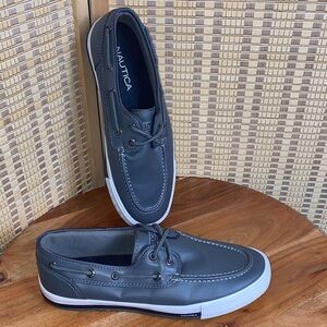 Nautica Mens 8 Gray Boat Shoes Slip On Lace Up Deck Loafers Preppy Boating